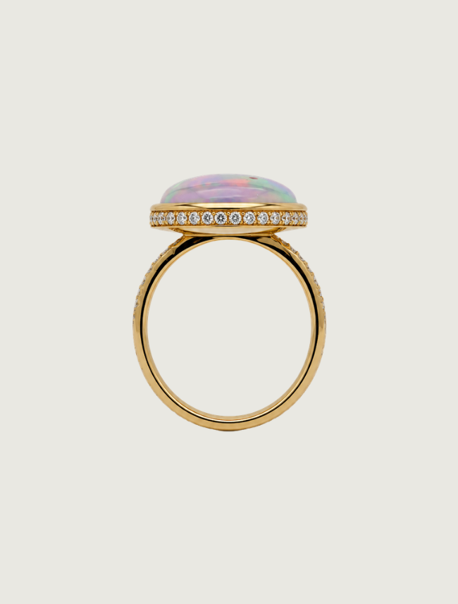 18K Yellow Gold Opal Cabochon & Diamond Ring