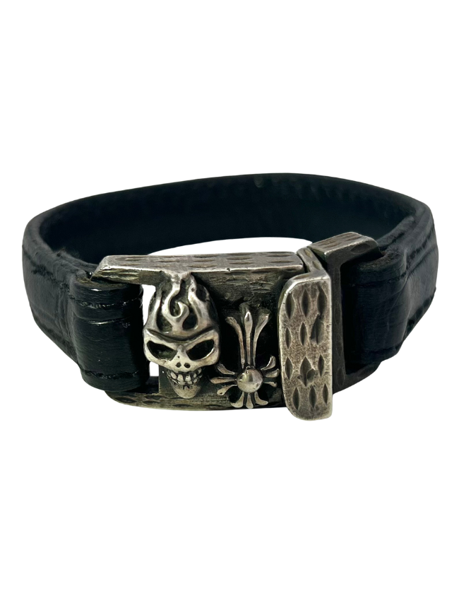 Front view of Leather Bracelet with Sterling Silver Skull Clasp