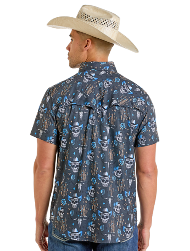 Back, torso view of the Rock & Roll Denim Men's Skull Print TEK Western Snap Shirt