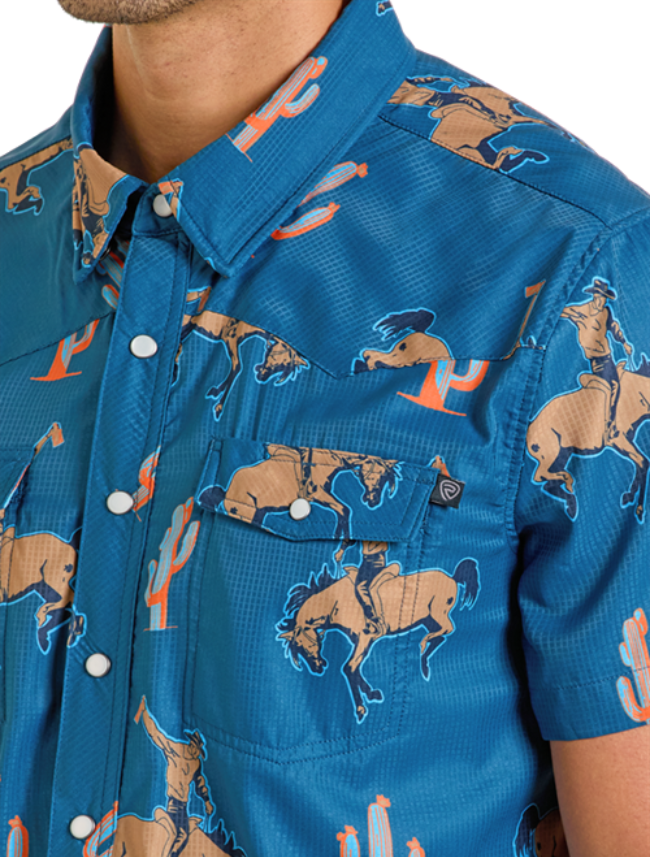 Front, close up shoulder view of the Rock & Roll Denim Western Buckin' Bronco Short Sleeve Western Snap Shirt with emphasis on buckin' bronco pattern