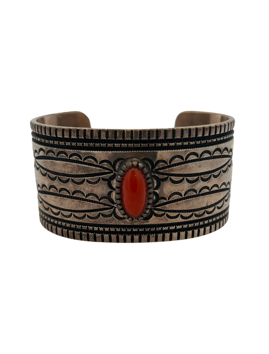 Front view of Sterling Silver Red Spiny Oyster Shell Cuff Bracelet