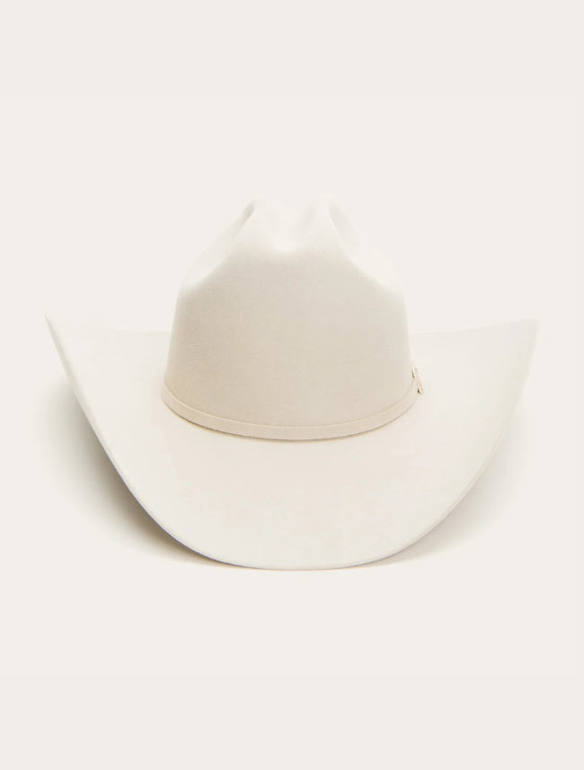 Stetson Skyline Cowboy Hat in White, featuring a sleek design with a wide brim and a stylish leather band, perfect for a classic western look.