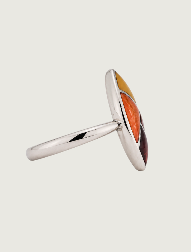 Kabana Sterling Silver & Mixed Mother of Pearl / Oyster Shell Ring