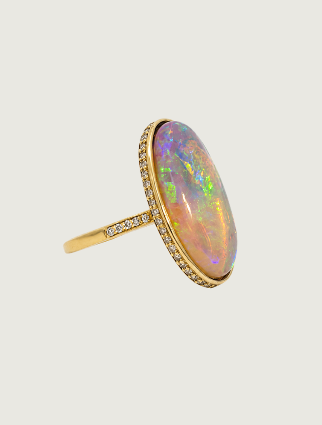 18K Yellow Gold Opal Cabochon & Diamond Ring