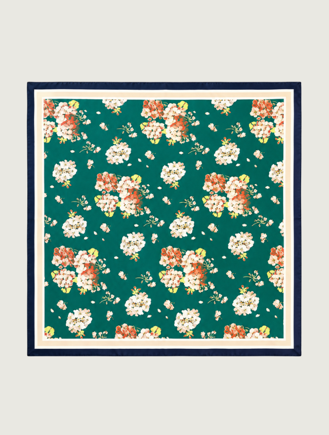 Paparazzi Silk-Washed Satin Bandana Scarf in Emerald