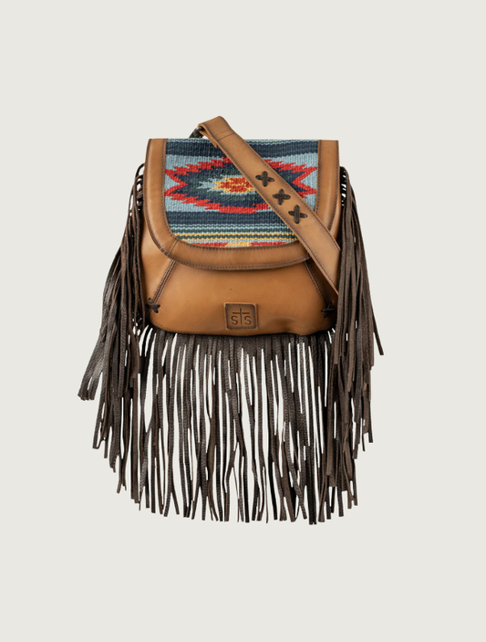 STS Ranchwear Chaynee Valley saddlebag — front view, closed