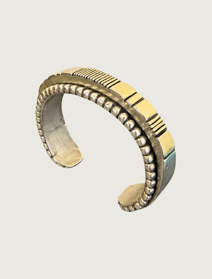 Johnathan Nez cuff bracelet side view