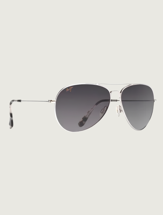 Maui Jim Mavericks aviator sunglasses in Silver / Neutral Grey — quarter view
