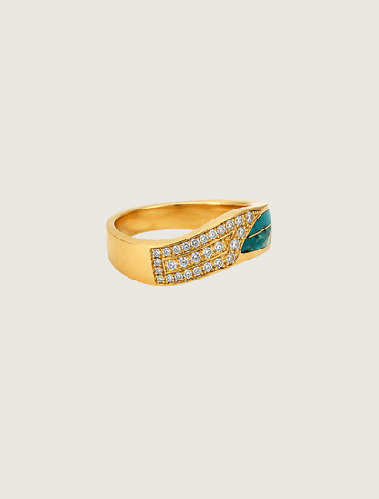 14K Yellow Gold Turquoise & Diamond Ring