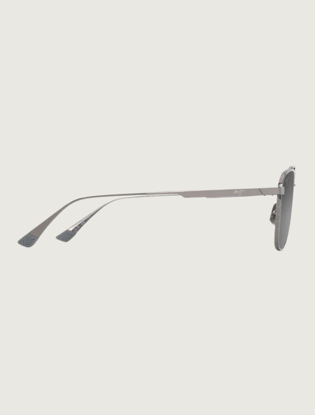 Maui Jim Kahana in Neutral Grey / Shiny Dark Ruthenium
