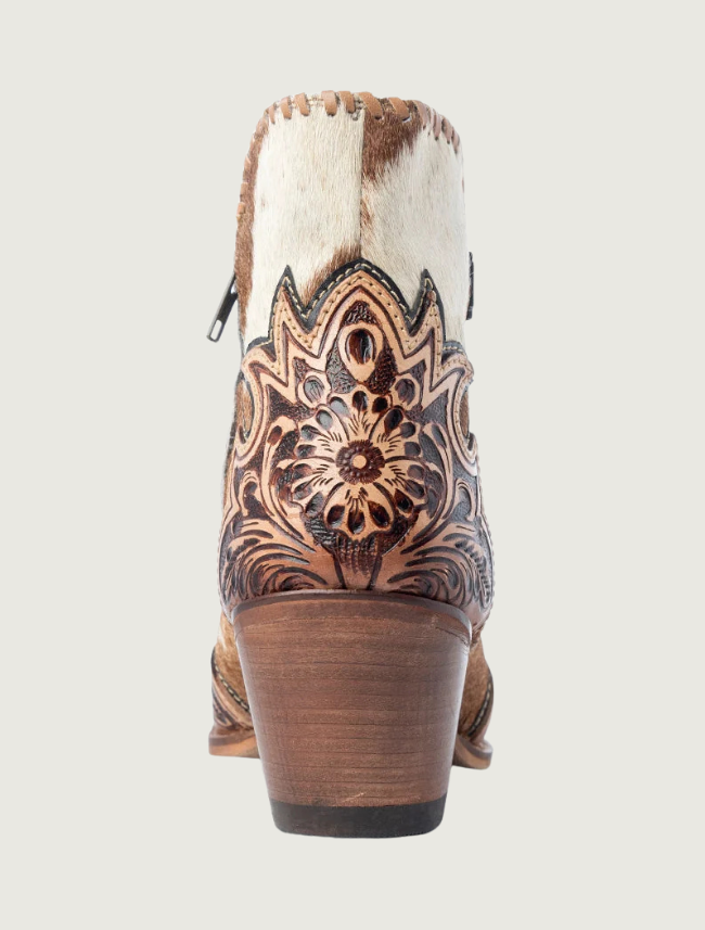 Mesa Hideaway Booties in Caramel