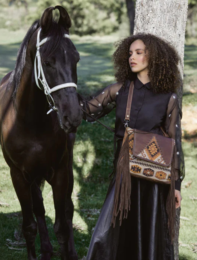 Myra Atlas Small & Crossbody Bag