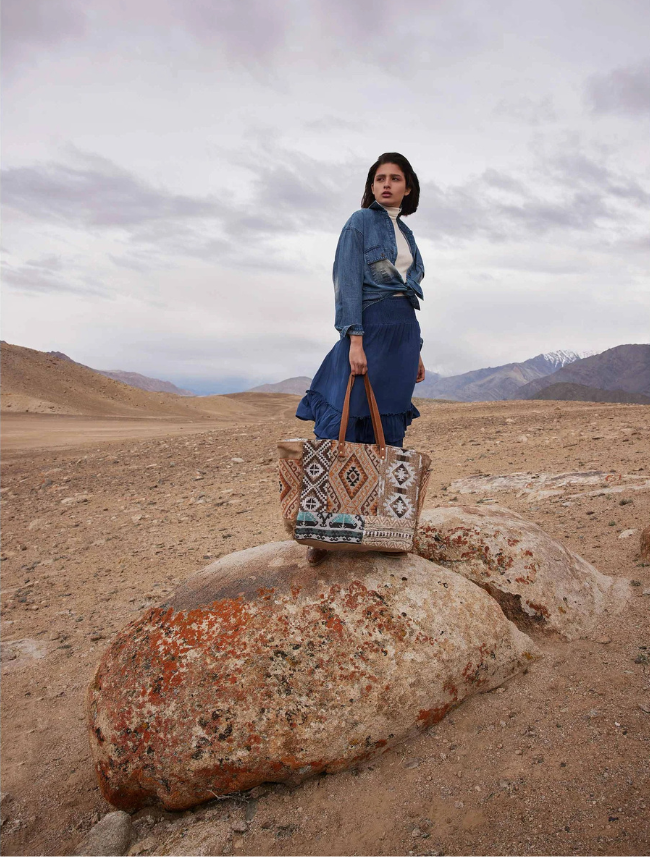 Myra Sonoran Sands Weekender Bag