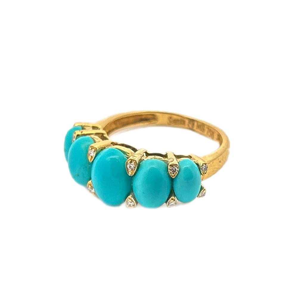 18K Yellow Gold Turquoise Cabochon & Diamond Ring