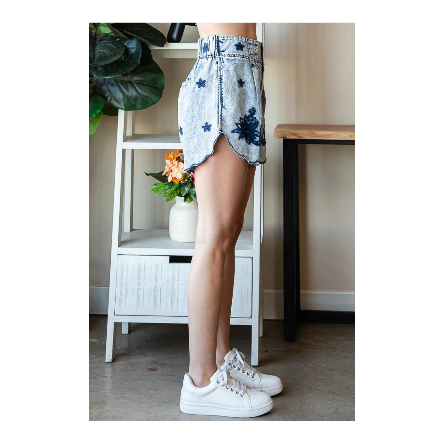 Washed Embroidered Short