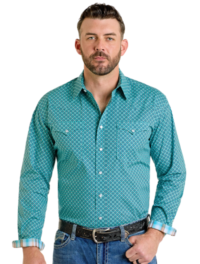 Front, torso view of the Rock & Roll Denim Men's Long Sleeve Snap Front Shirt in Turquoise