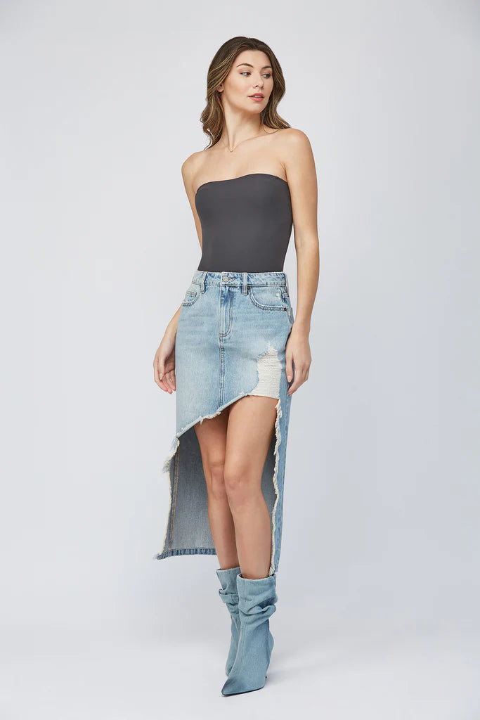 HIDDEN Peyton Heavy Distressed Skirt